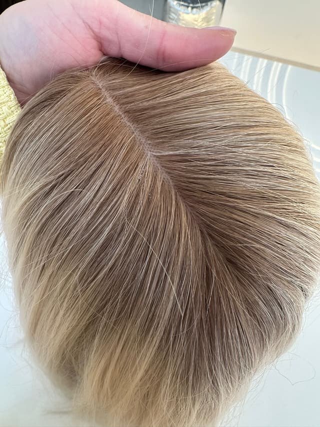Peruca din par natural SIA Peruca din par natural SIA
