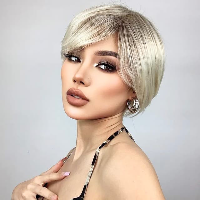 Peruca Lady White Peruca Lady White